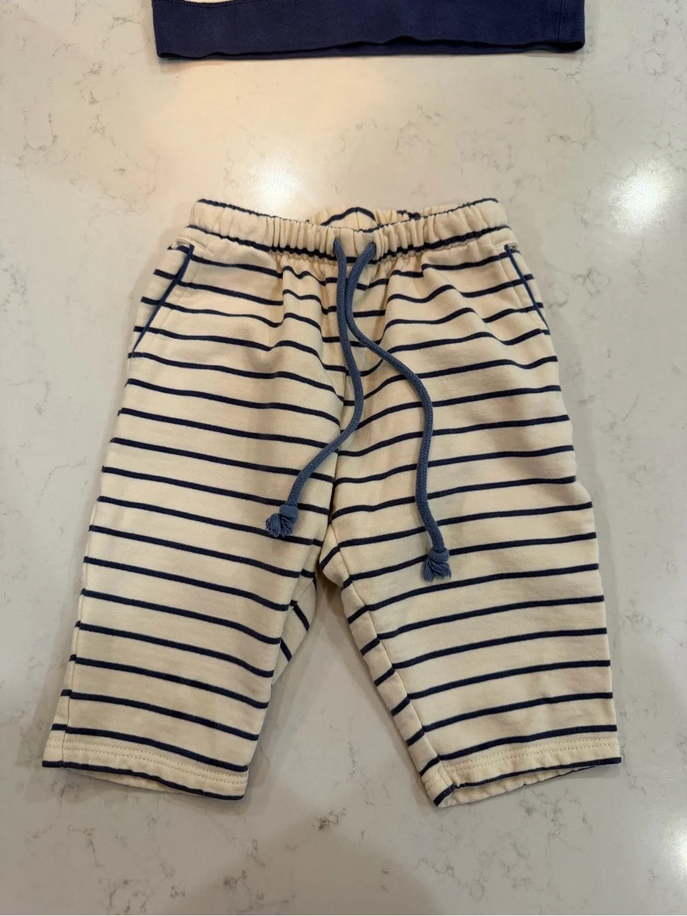 Oso & Me Remy Sweatshirt and Chris Jogger Size: 12m